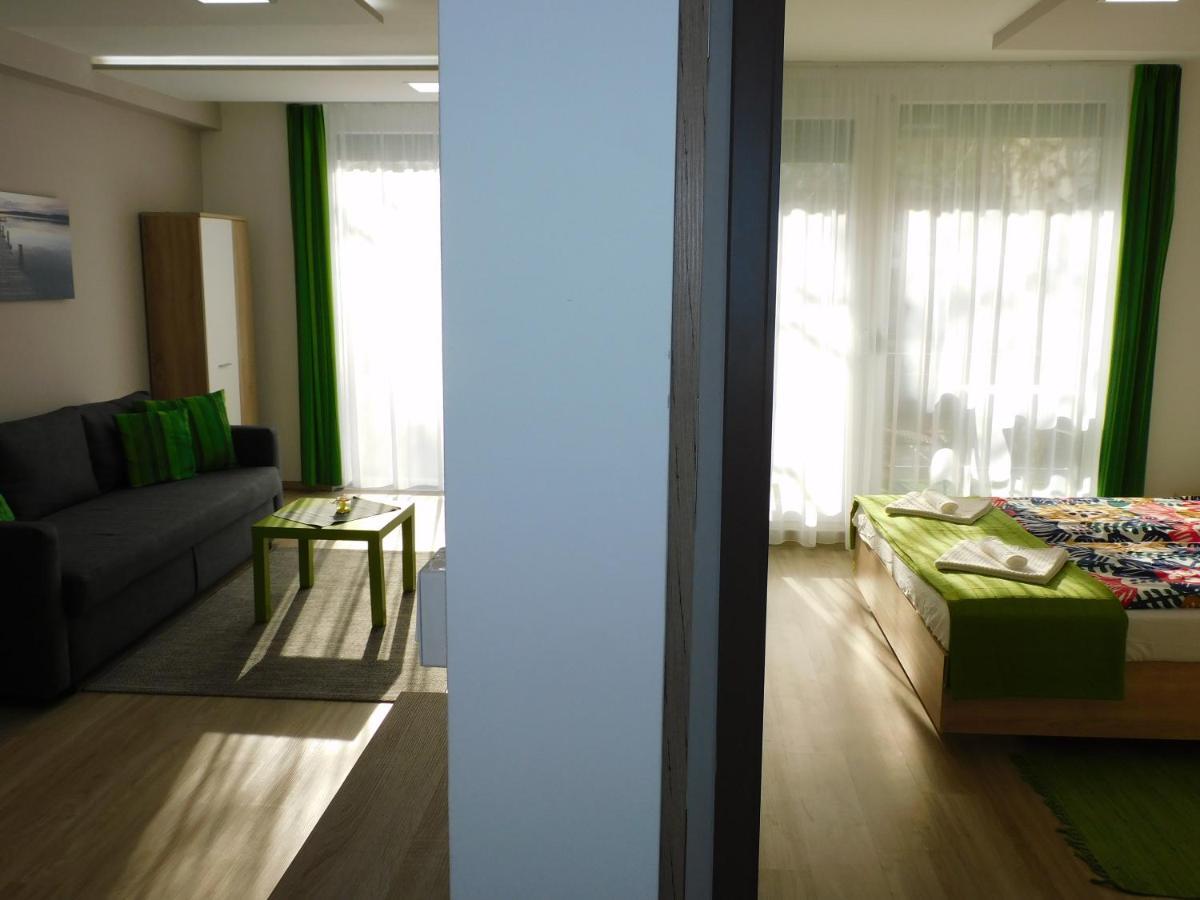 Katamaran Apartamento Siófok Exterior foto