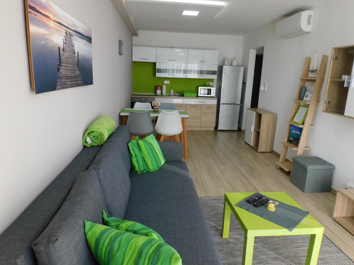 Katamaran Apartamento Siófok Exterior foto