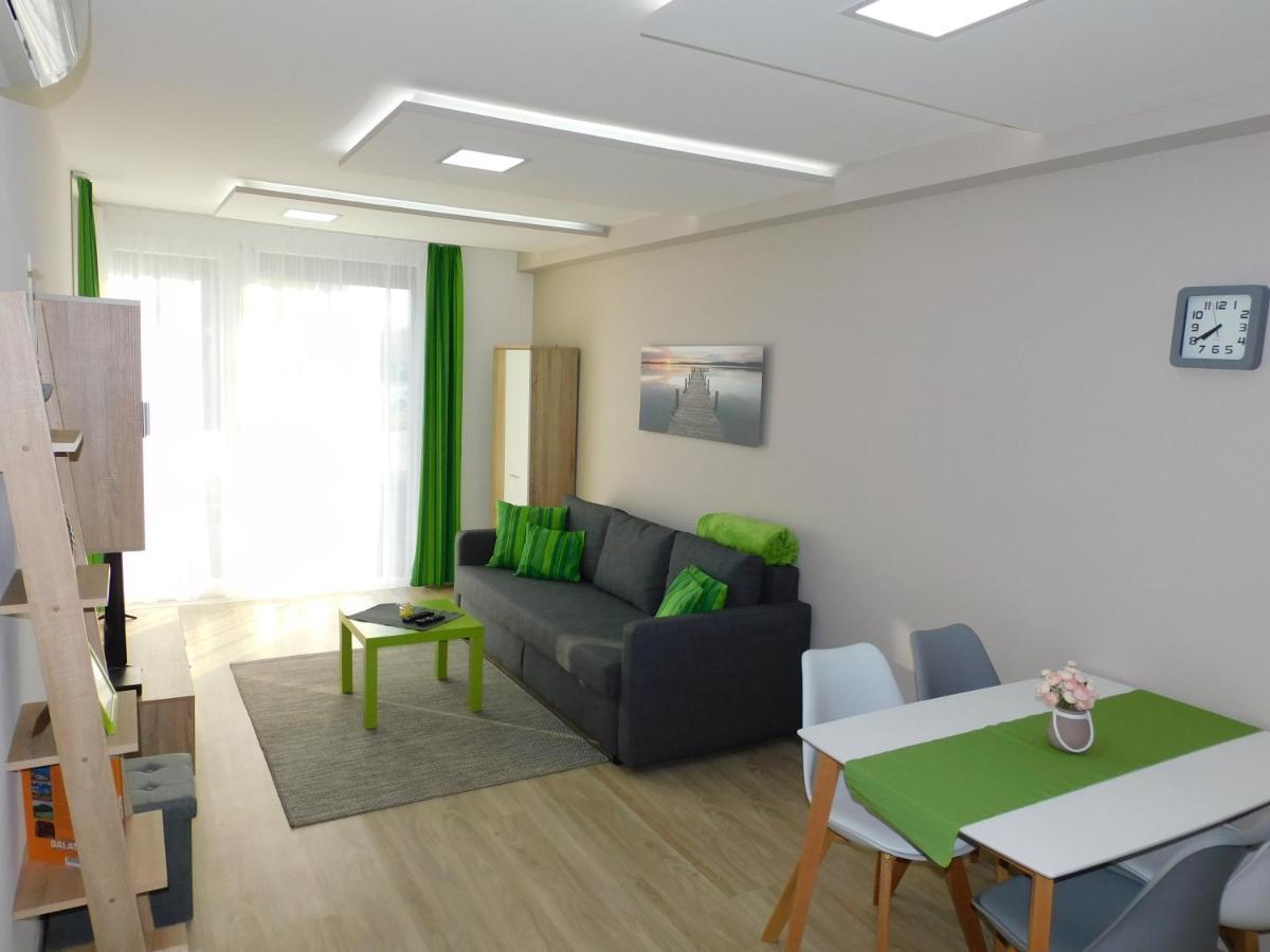 Katamaran Apartamento Siófok Exterior foto